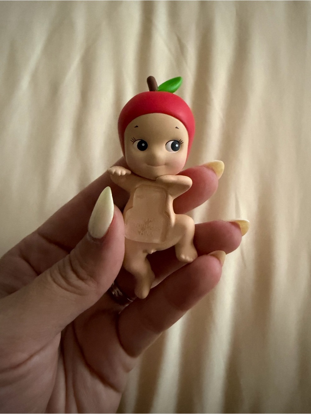 Sonny Angel Apple Hipper Harvest Series